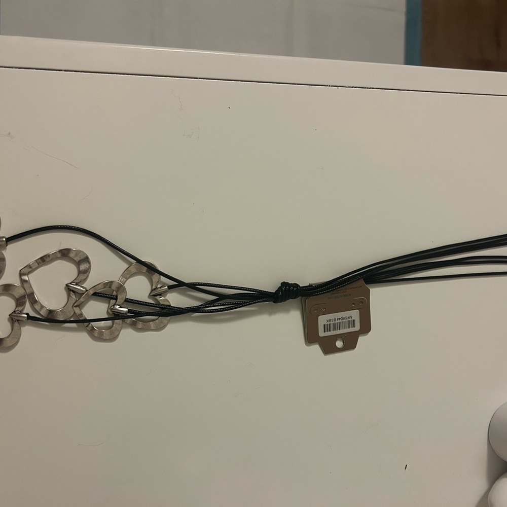 Elegant Black and Silver Women's Necklace